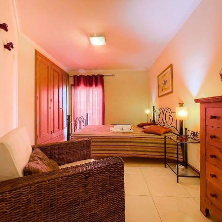 Apartment Old Town Center Albufeira Walk To Beach Экстерьер фото